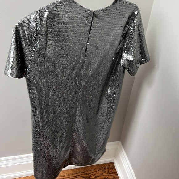 Gap ladies S sequin t-shirt dress. NWT. - Picture 4 of 4